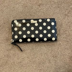 Kate Spade Zipper Wallet